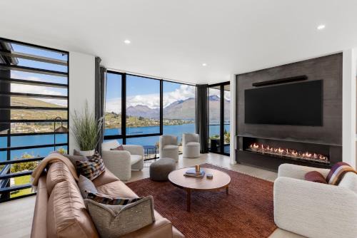 Queenstown Villa | Belle Vue Villa - Stunning Views and Hot Tub
