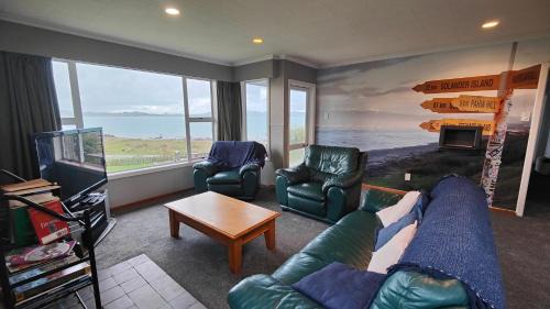 Colac Bay House | Best Bay Views