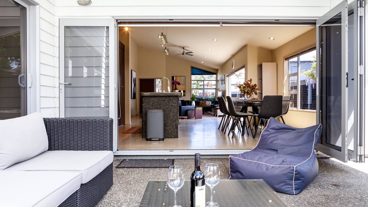 Waihi Beach House | Best enjoyed with friends, all the toys for fun!