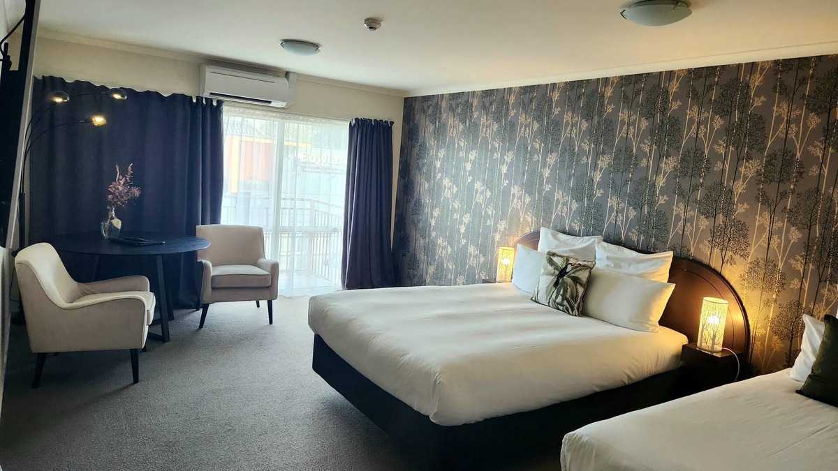 Palmerston North Hotel | BKs Premier Motel Palmerston North