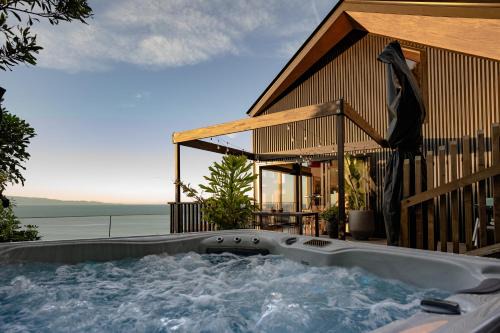 Atawhai House | Black Barn Escape - Architecture, Views, Location!