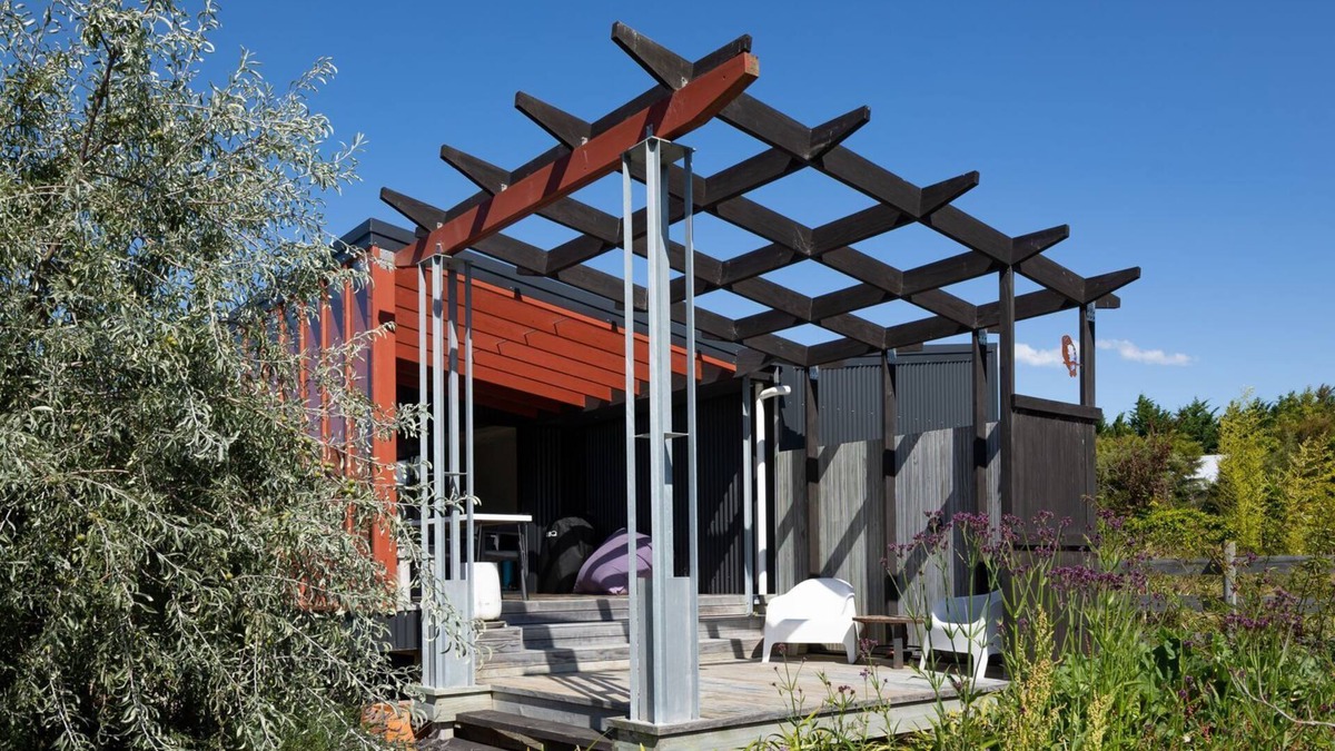 Tasman House | Black Wing Apartment close to the Abel Tasman
