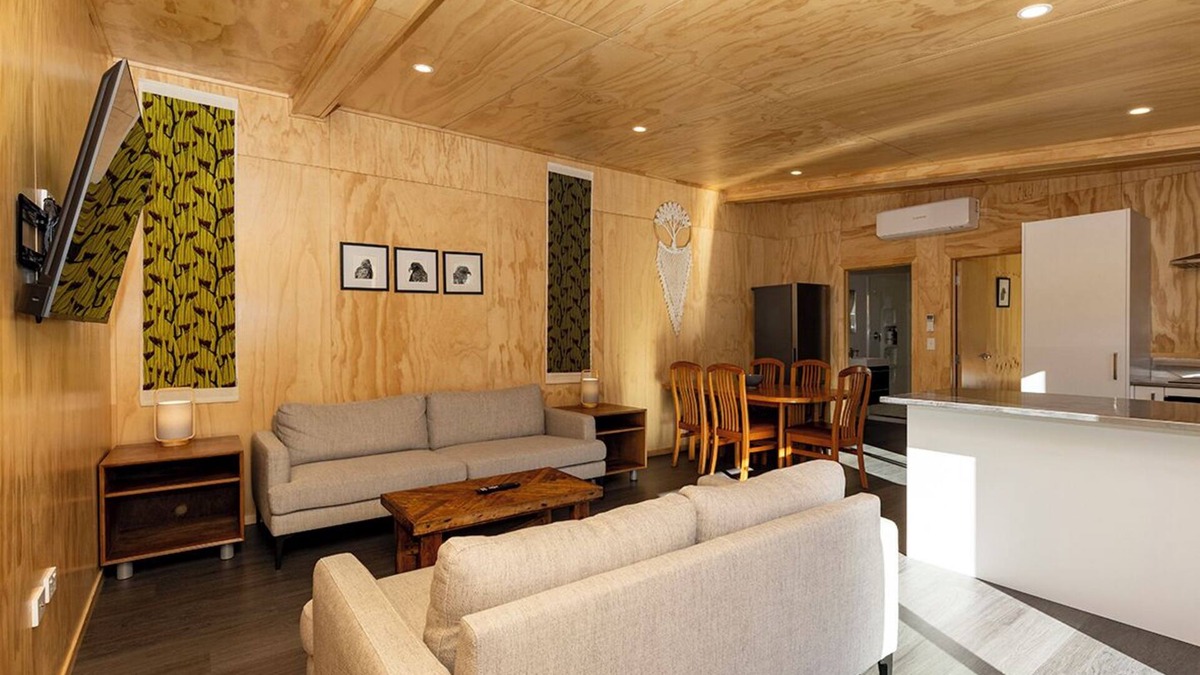 Blackball House | Blackball Connection