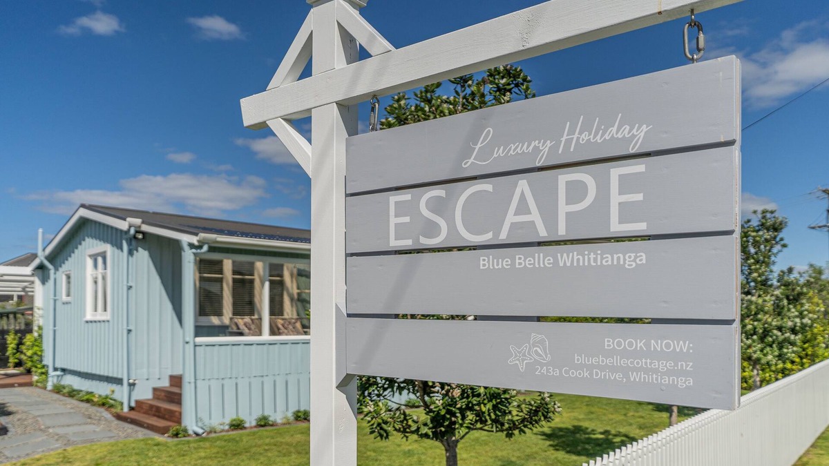 Whitianga House | Blue Belle - Gorgeous cottage close to beach + spa