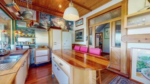Bluff Hill Apartment | Bluff Hill Lighthouse B&B
