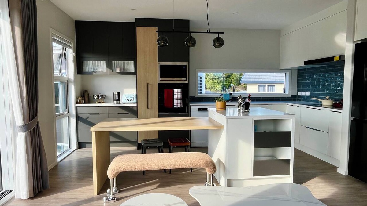 Waipahihi House | Brand new 4-bedroom house in fantastic Taupō with WiFi, AC. Enjoy your stay