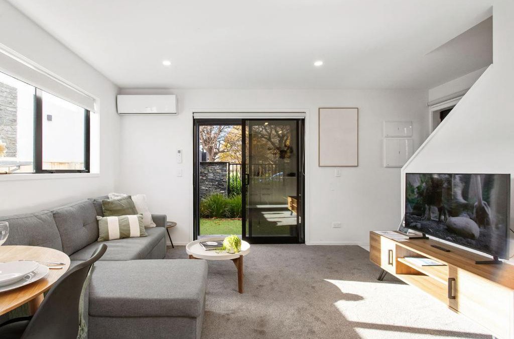 Riccarton Apartment | Brand New Opposite Hagley Park Close CBD Hospital