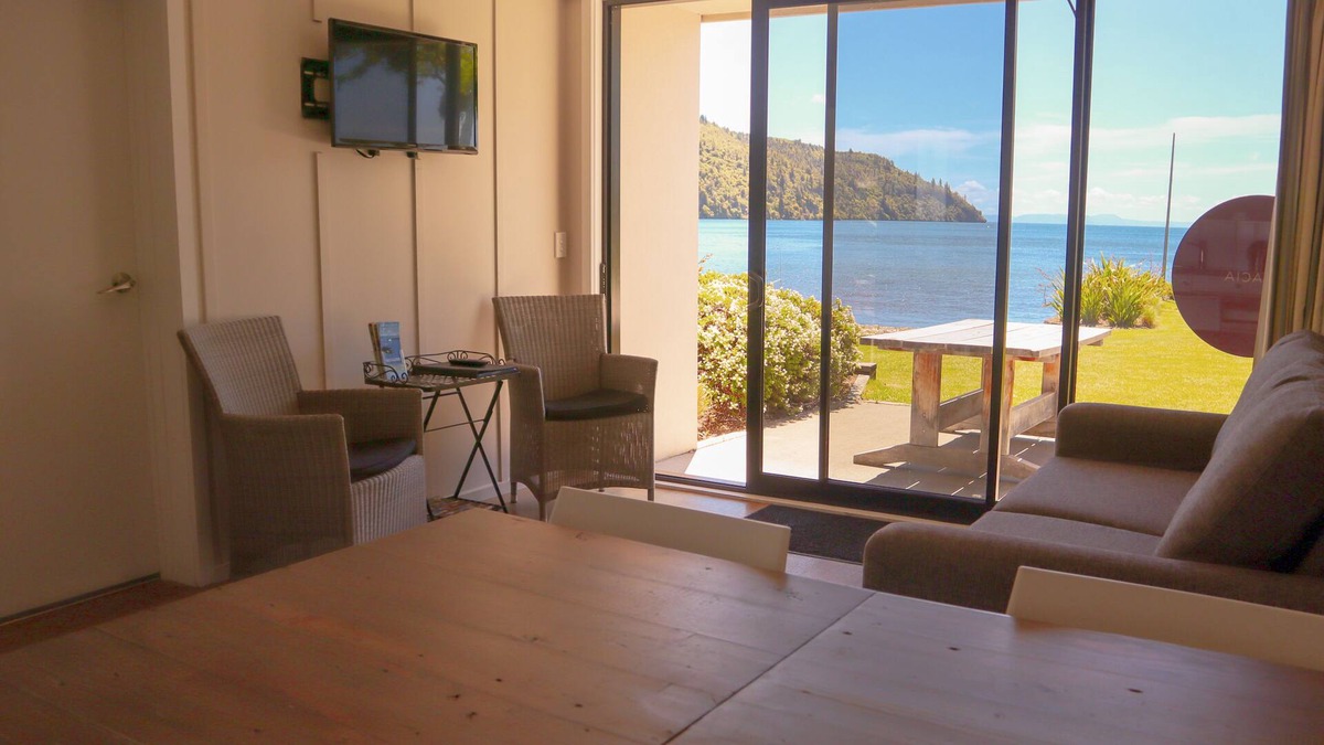 Tokaanu Hotel | Braxmere