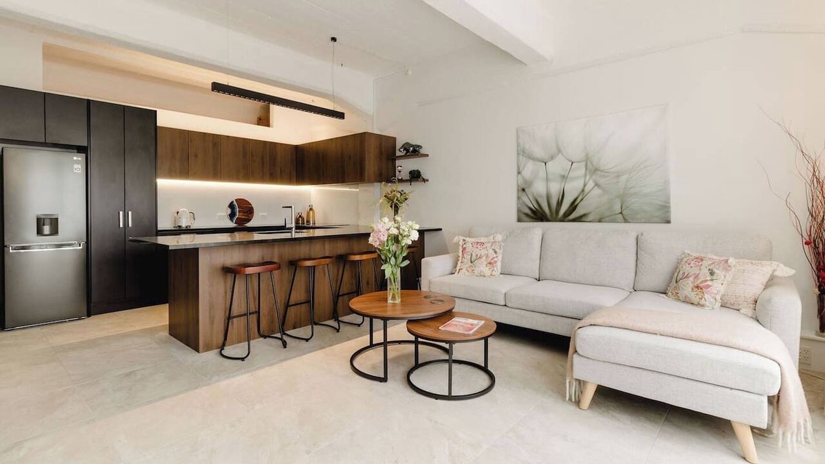Te Aro Apartment | Bright & Spacious 1BR Apt | Central City Stay