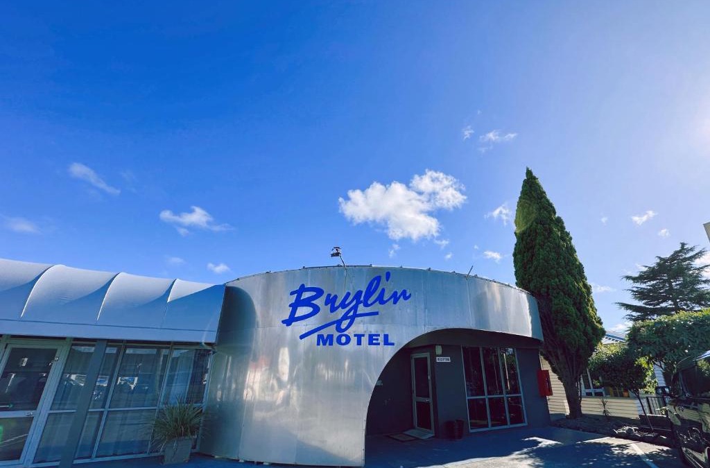 Fenton Street Hotel | Brylin Motel
