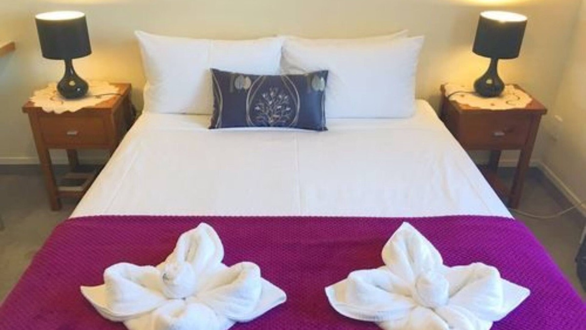 Fenton Street Hotel | Brylin Motel