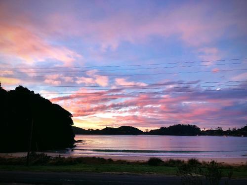 Oban House | Butterfield Beach Studio Car petrol and breakfast provisions included