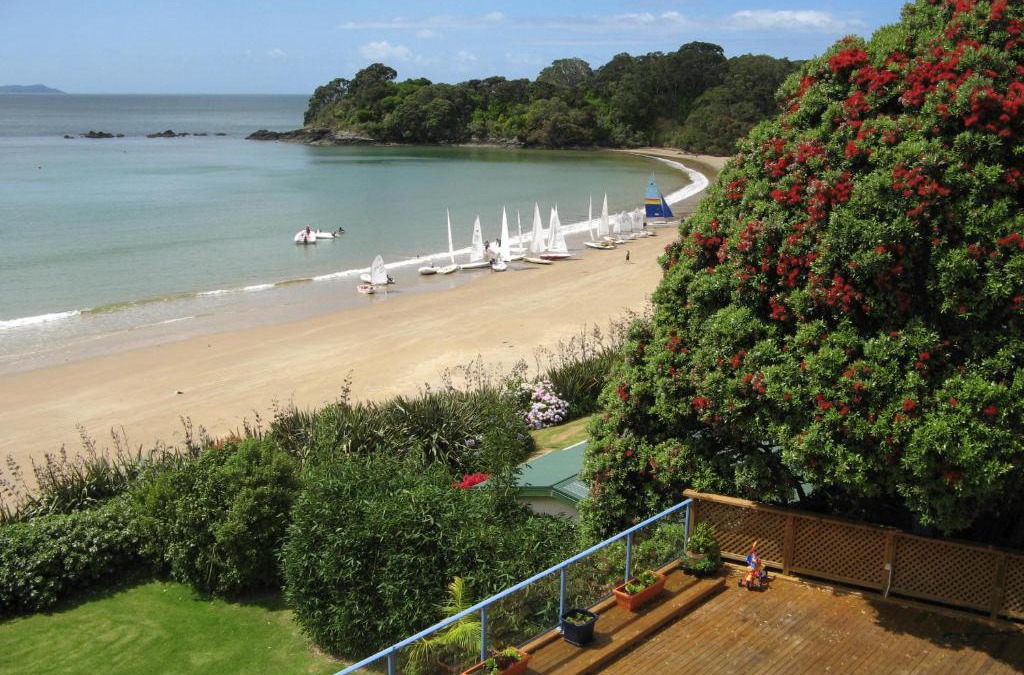 Coopers Beach Apartment | By the Bay Beachfront Apartments