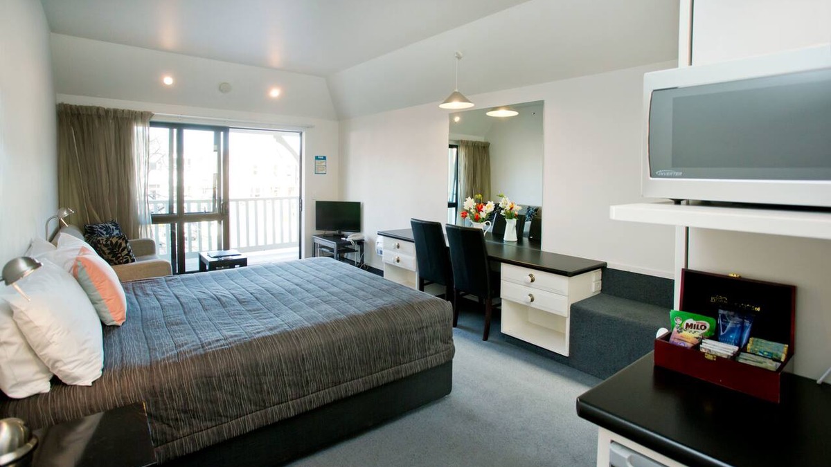 North Dunedin Hotel | Cable Court Motel