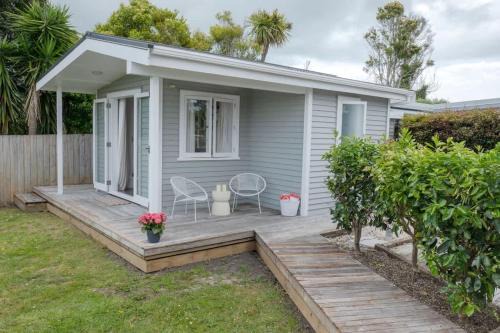 Oneroa House | Caesar's Cottage