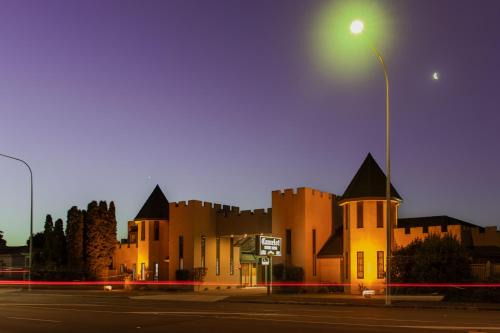 Palmerston North Hotel | Camelot Motor Lodge and Conference Centre