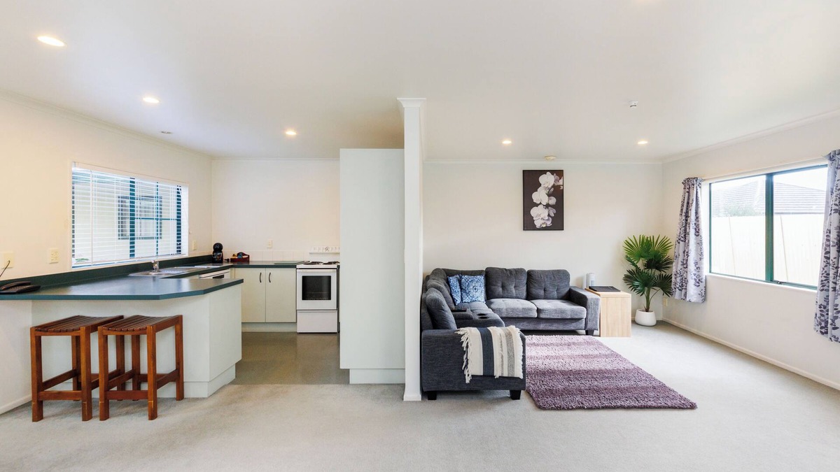Palmerston North Hotel | Camelot Motor Lodge