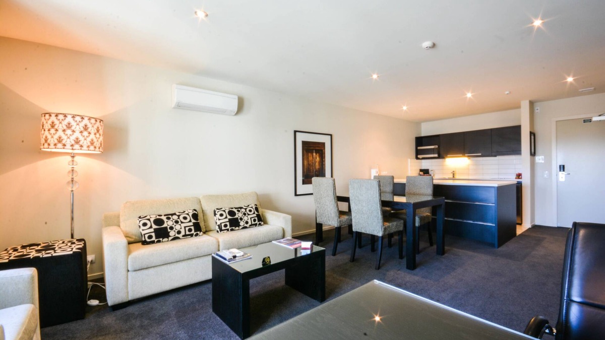Blenheim Hotel | Carnmore Chateau Marlborough