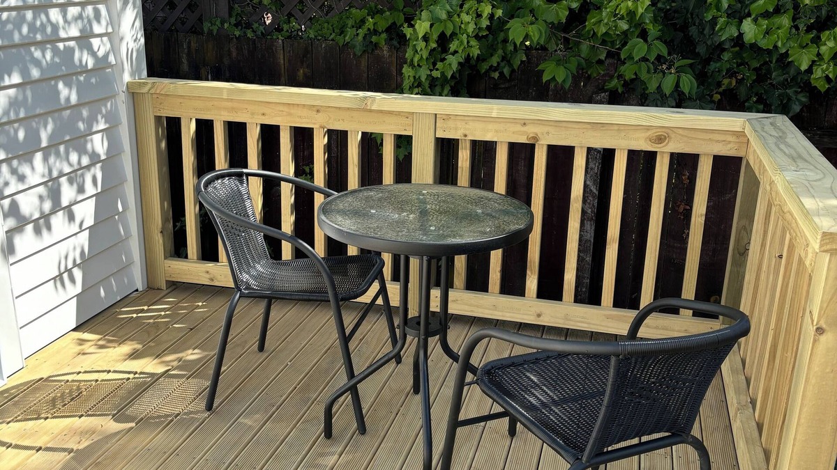 Lower Hutt House | Central 2 Bedroom Charmer on High