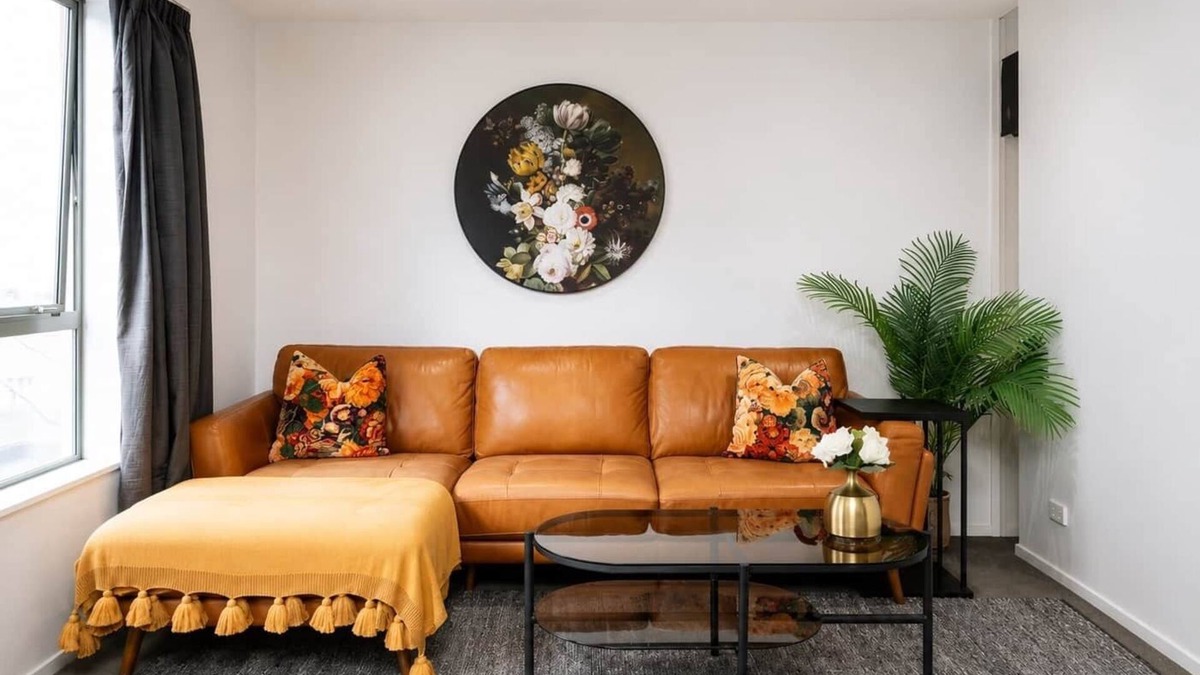 Christchurch City Centre Apartment | Central Apt | Walk Te Pae + Parking