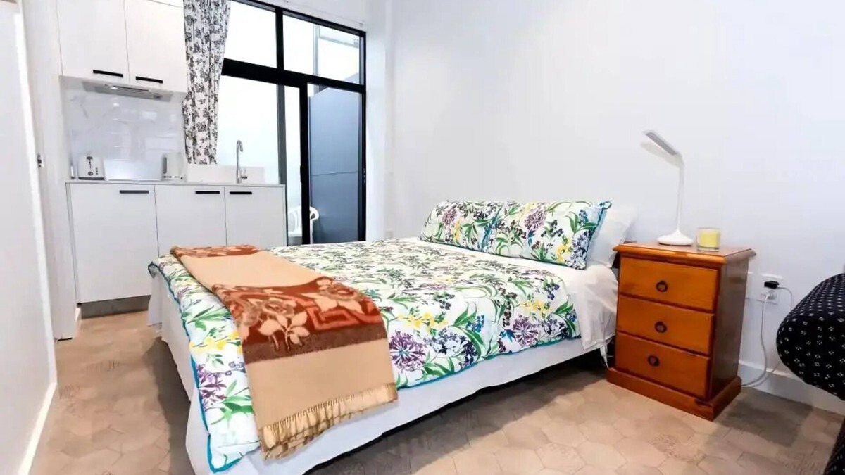Te Aro Apartment | Central Cozy Escape｜Modern Studio Near Te Papa