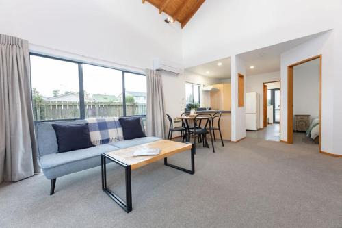 Methven House | Central Methven Chalet, 3 Bedroom, Family Friendly