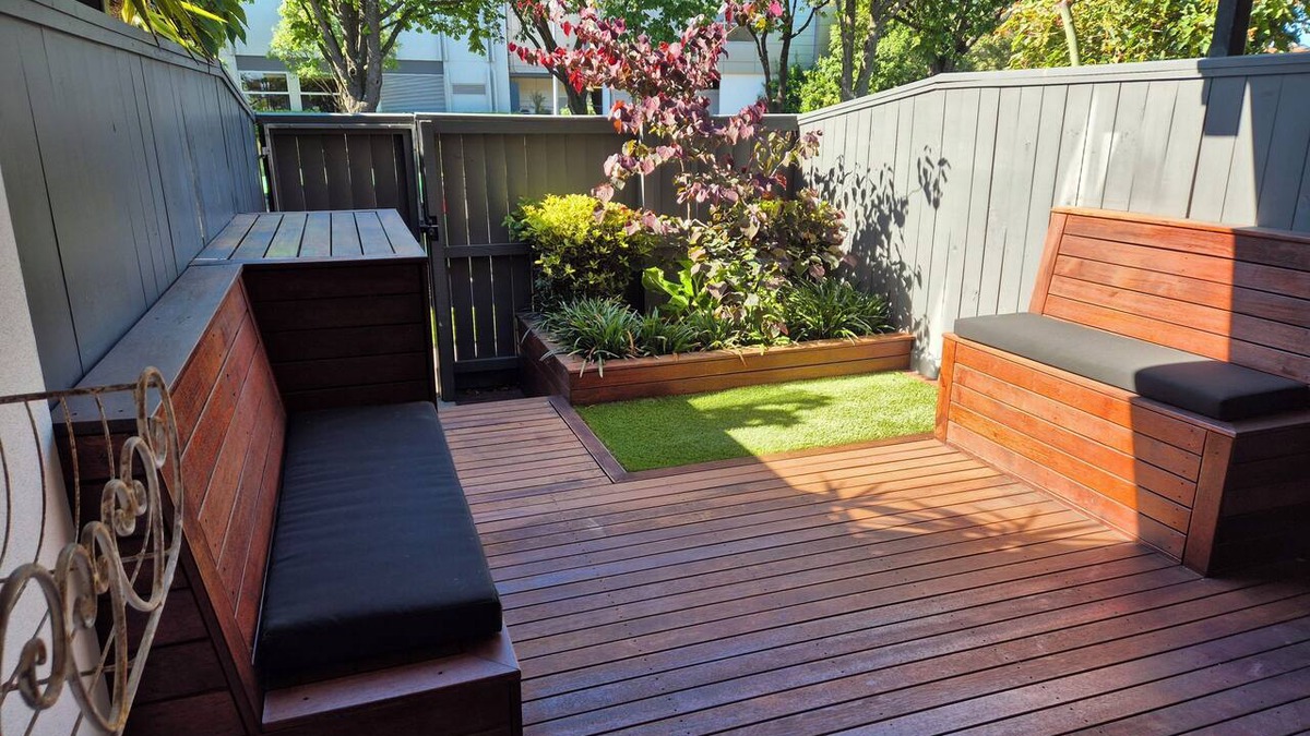 Christchurch City Centre Apartment | Central Modern Apartment with carpark