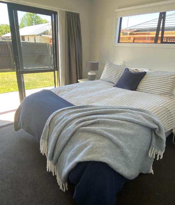 Lowburn House | Central Retreat and self contained with free wifi