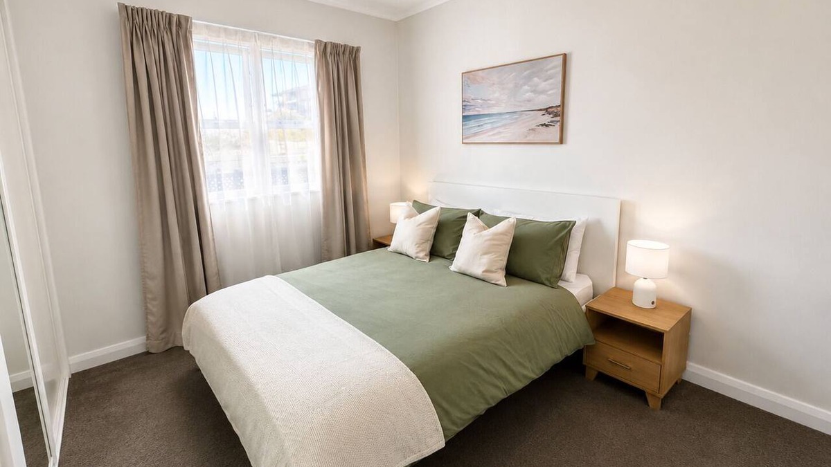 Takapuna House | Central Takapuna Gem – Walk to Beach & Cafés