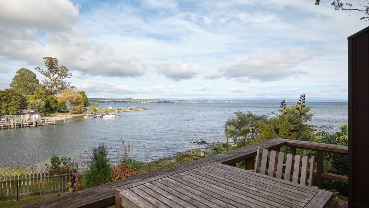 Nukuhau Ski Chalet | Chalet 6 @ The Retreat