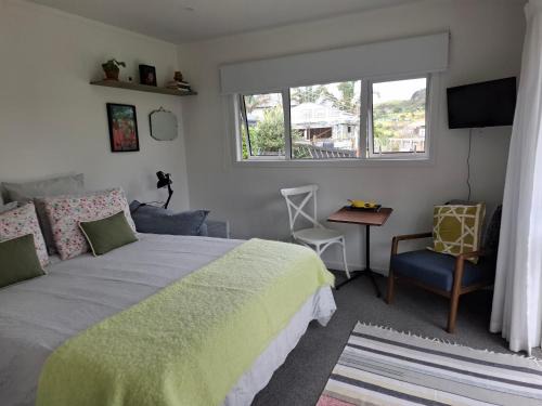 Raglan House | Chalet Sol