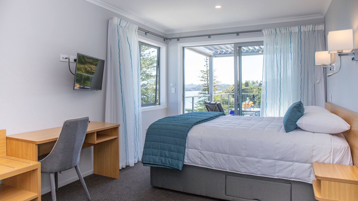 Paihia Bed & Breakfast | Changing Tides BnB