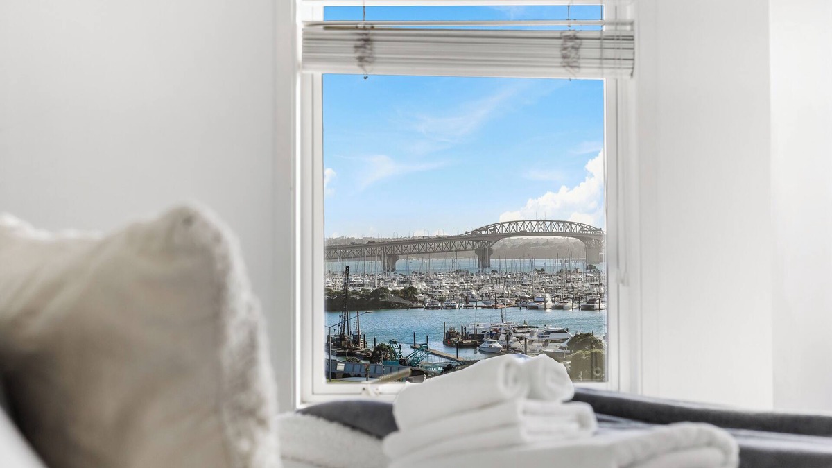 St. Mary's Bay Apartment | Charming 2BR Home Near City & Bay by Zodiak Stays