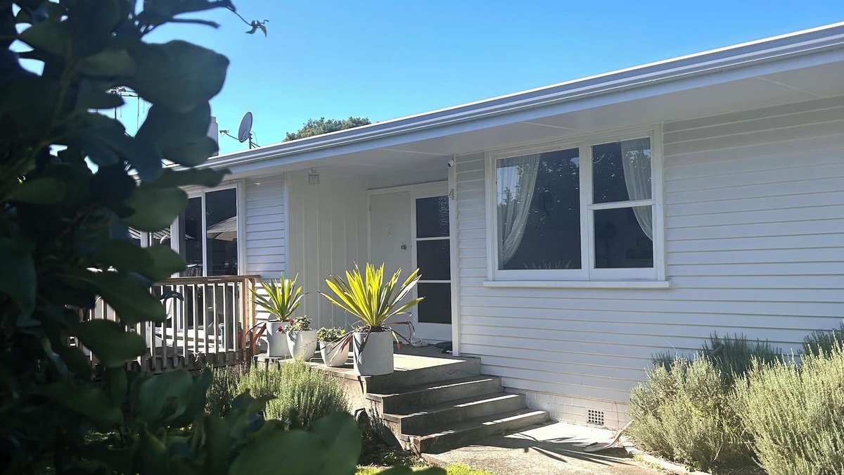 Otumoetai House | Charming 3-Bedroom Bungalow near CBD & the Mount