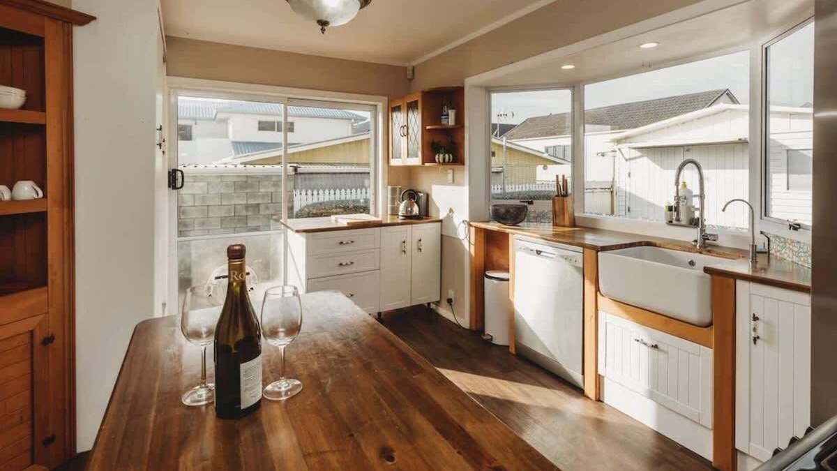 New Plymouth CBD House | Charming City-Central Holiday Home