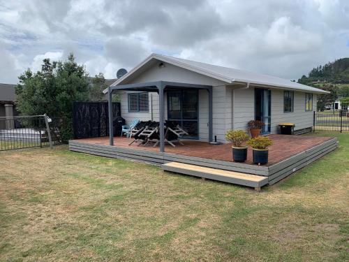 Cooks Beach House | Charming on Charles