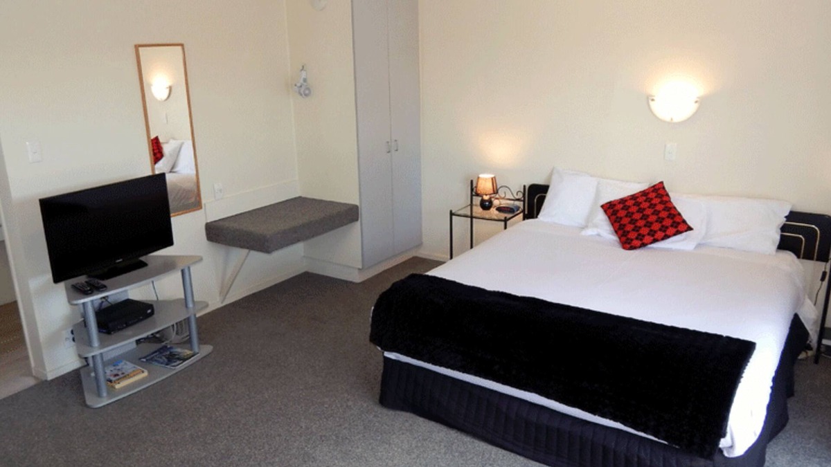 Woodhill Hotel | Cheviot Park Motor Lodge