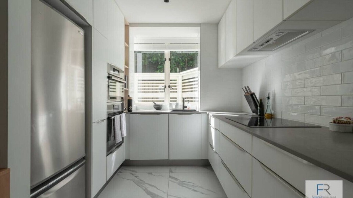 Parnell Apartment | Chic Parnell Townhouse|by Furnished Rentals