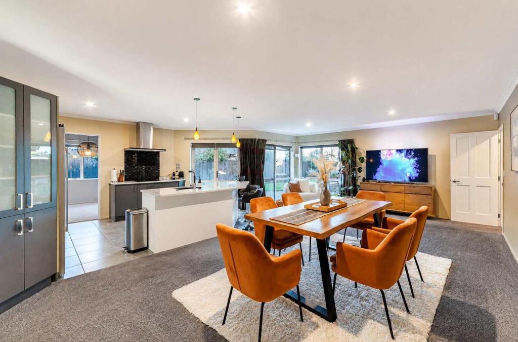 Halswell House | Christchurch 4BR Home Near Halswell Quarry