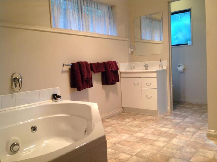 Taradale House | Citrus Cottage