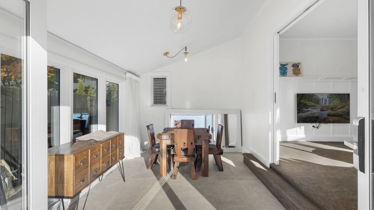 Strowan House | City Calm Retreat and A Peaceful Family Haven