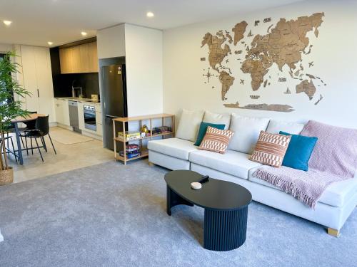 Christchurch City Centre House | City Centre Modern Townhouse & Free Parking