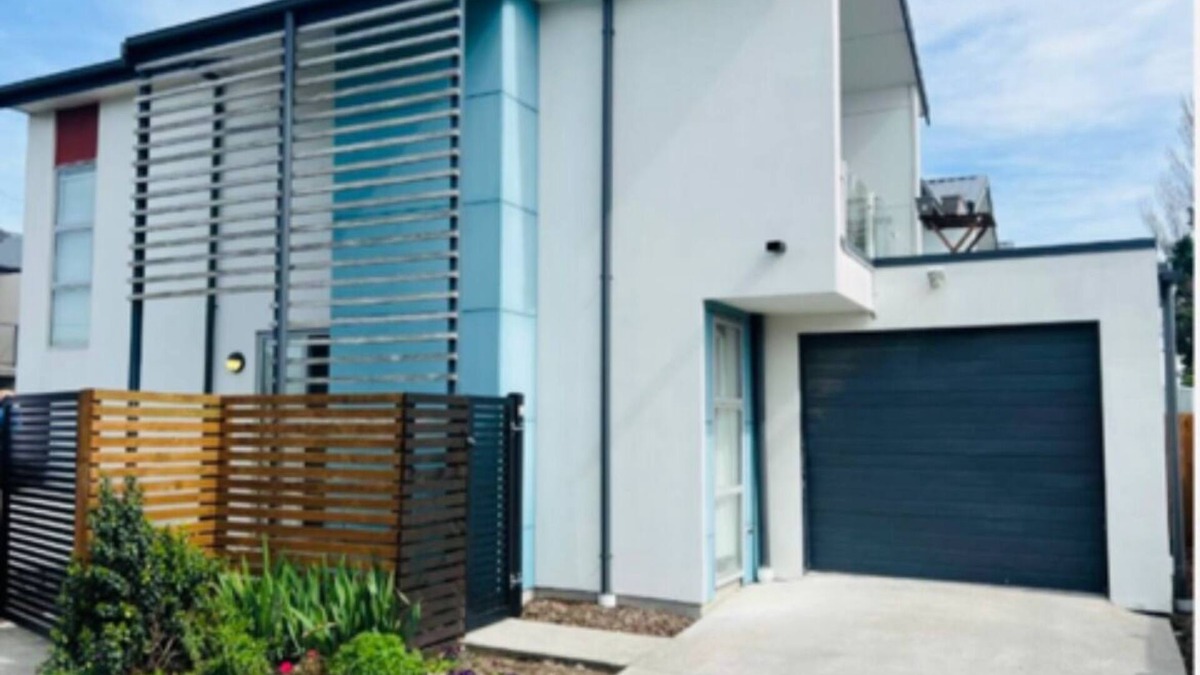 Phillipstown House | City‑Fringe Private Room – CBD & ARA Vicinity