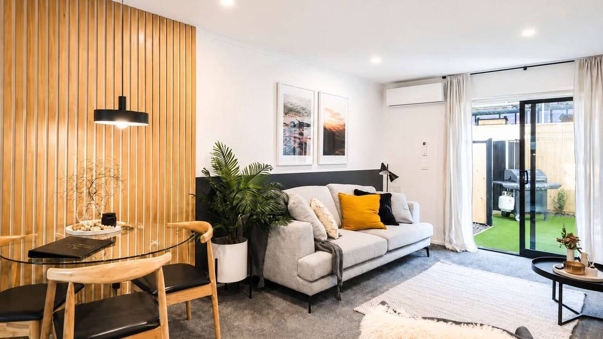 Christchurch City Centre House | City Nook | 2BR with Courtyard | CBD + Stadium