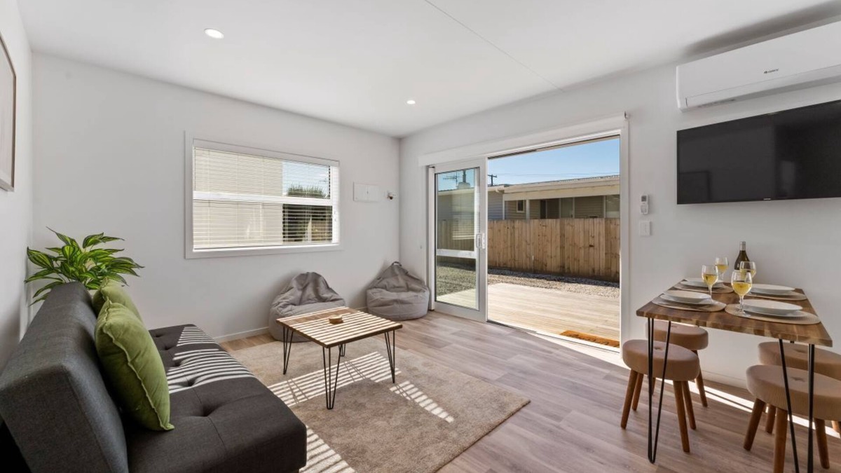 Taupo House | Close to Town & Lake
