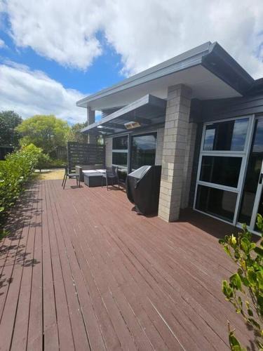 Papamoa Beach House | Coastal Beach Haven