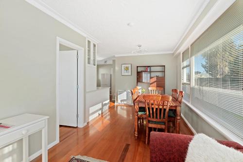 New Brighton House | Coastal City Retreat - New Brighton Accommodation
