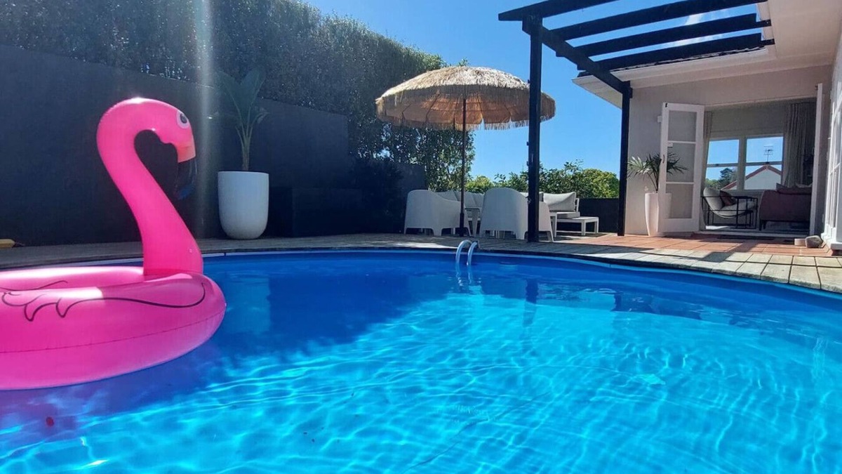 Kohimarama Apartment | Coastal Home with Pool & Spa (Furnished Rentals)