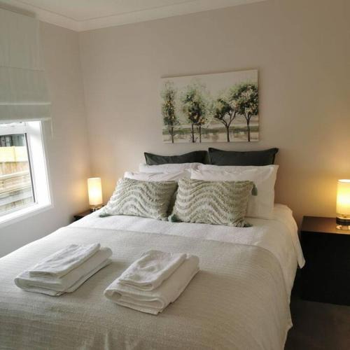 Tauranga House | Comfort and Peace at The Lakes