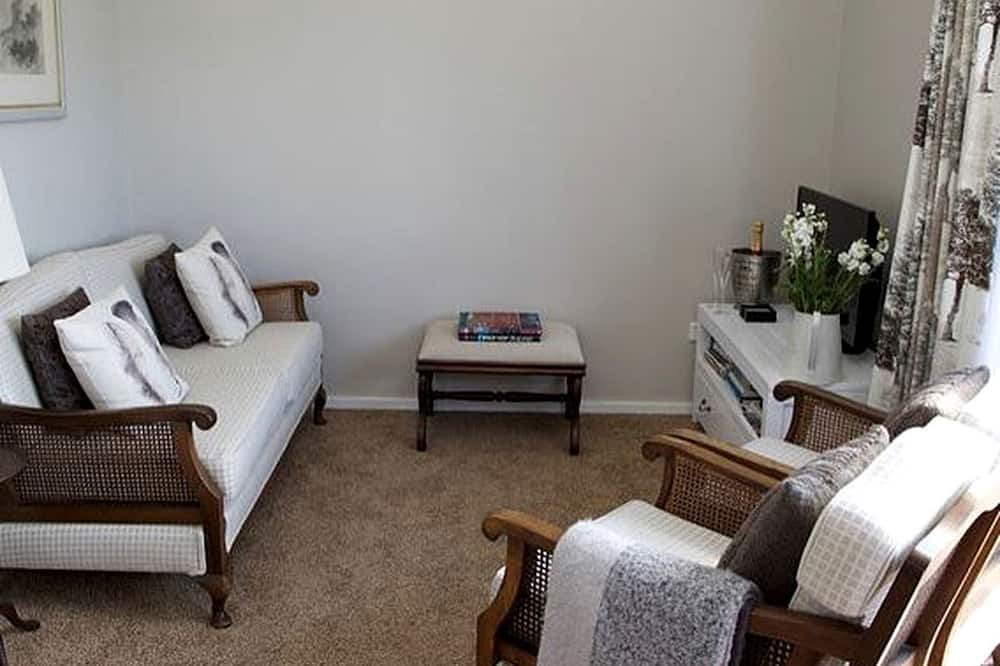 Okaihau Cabin | Comfortable, Relaxing and Stylish Getaway in Kerikeri on North Island, New Zealand